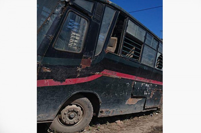 В челябинске расстреляли автобус. Расстрелянный автобус Бендеры.