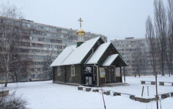 В Киеве забросали коктейлями Молотова храм