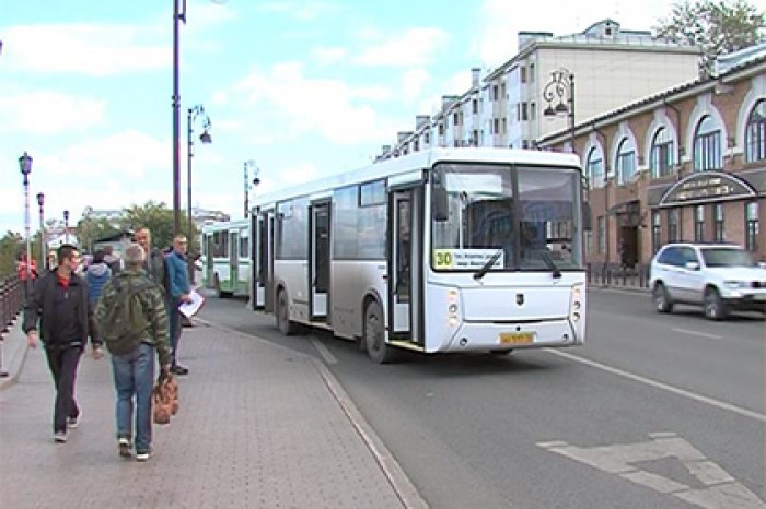 Водителю тюменского автобуса с выпавшими пенсионерами предъявили обвинение