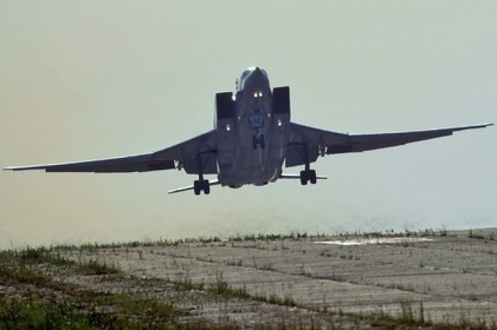 В сети появились фото поврежденного при посадке Ту-22М3