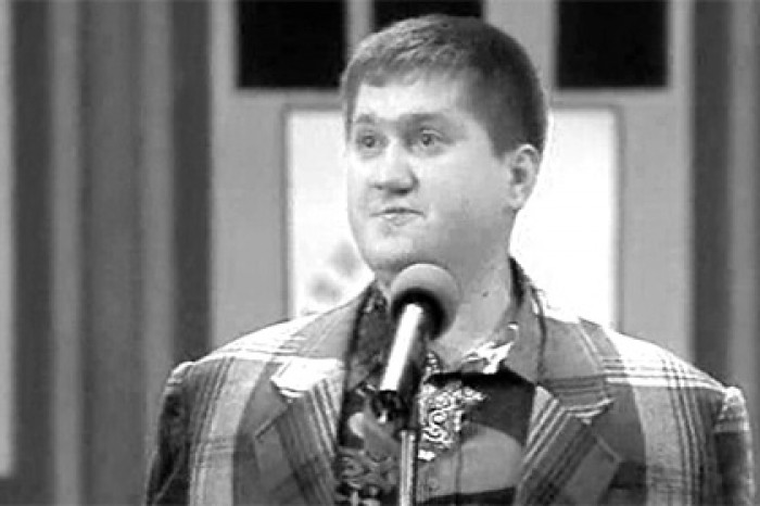 В СКР опровергли сообщения о ранах на теле директора «Уральских пельменей»