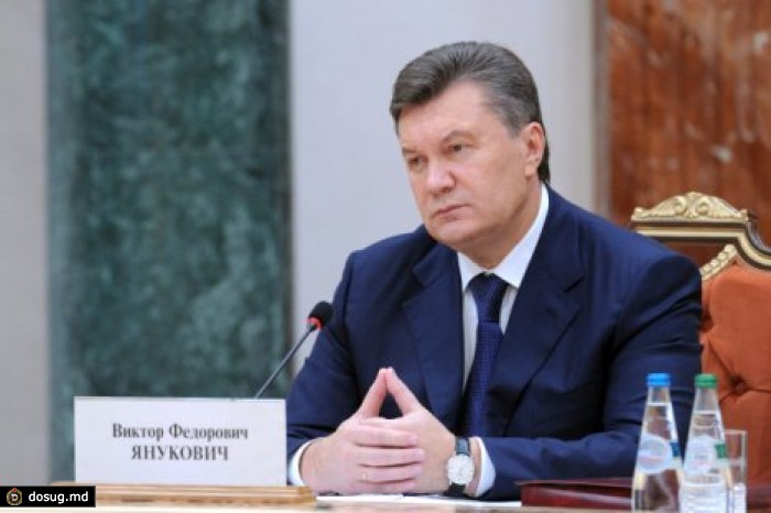 Януковича вызвали на допрос через газету