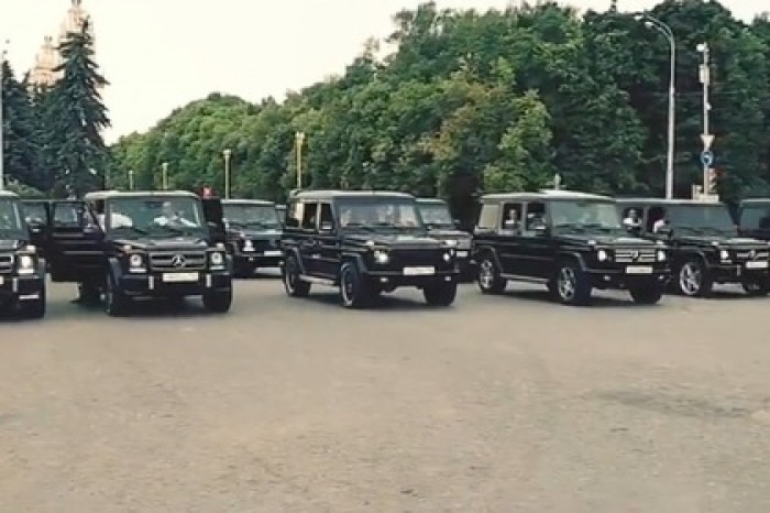 Заезд выпускников Академии ФСБ на Gelandewagen превратили в клип
