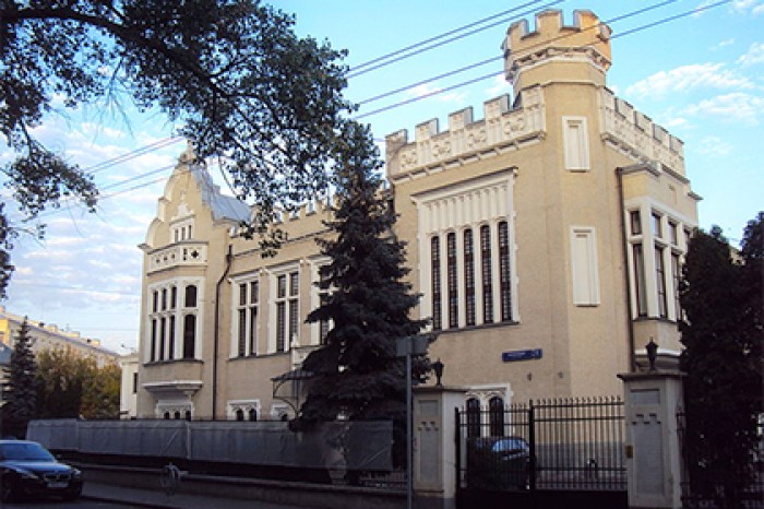 Замок барона Кнопа в Москве оказался под угрозой