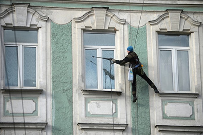 Женщина получила срок за попытку убить промальпиниста из-за плохого телесигнала