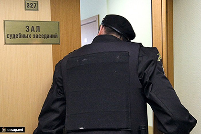 Житель Бурятии получил три года колонии за попытку дать взятку в 100 рублей