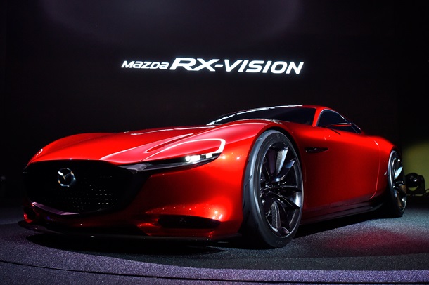 Mazda показала обтекаемый спорткар RX-Vision