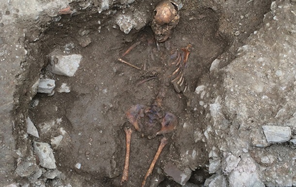 В Италии раскопали могилу "средневековой ведьмы"
