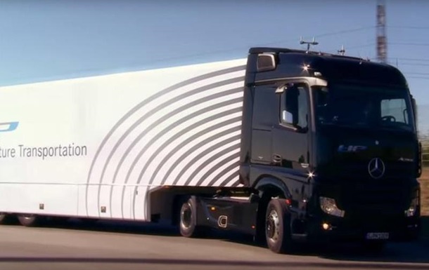 Немцы впервые вывели на дорогу общего пользования беспилотный грузовик