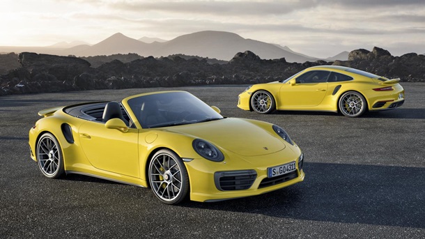 Опубликованы первые фото обновленных спорткаров Porsche 911