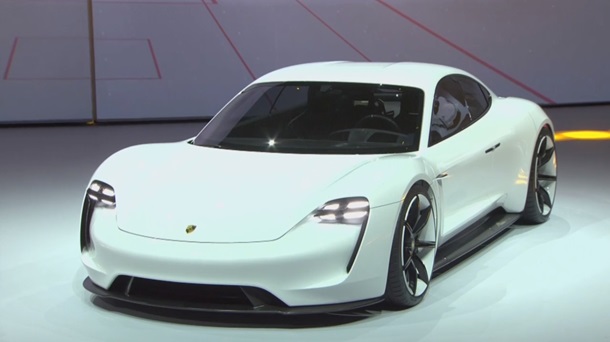 Porsche презентовал прототип электрического суперкара