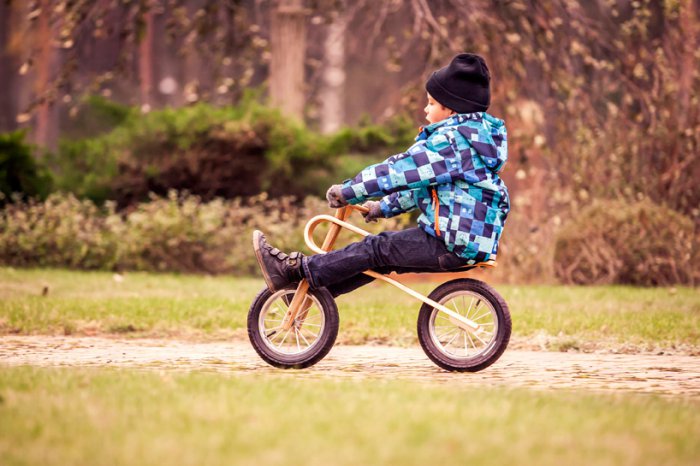 Детский велосипед-балансир