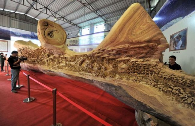 Деревянная скульптура от Чжэна Чунхуи (Zheng Chunhui)