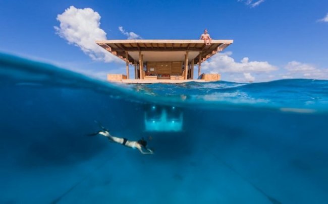 Плавающий мини-отель Manta Resort