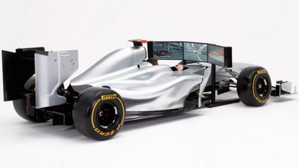 Полноразмерный гоночный симулятор Формулы-1 за 145.000$