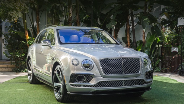 Bentley показал элитную версию кроссовера Bentayga