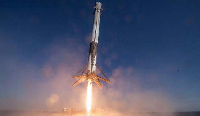 Илон Маск отлично иронизирует на тему неудачных приземлений Falcon 9