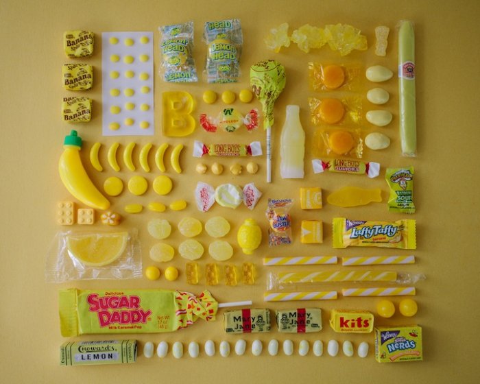 Одноцветные сладости в фотопроекте «Sugar Series»