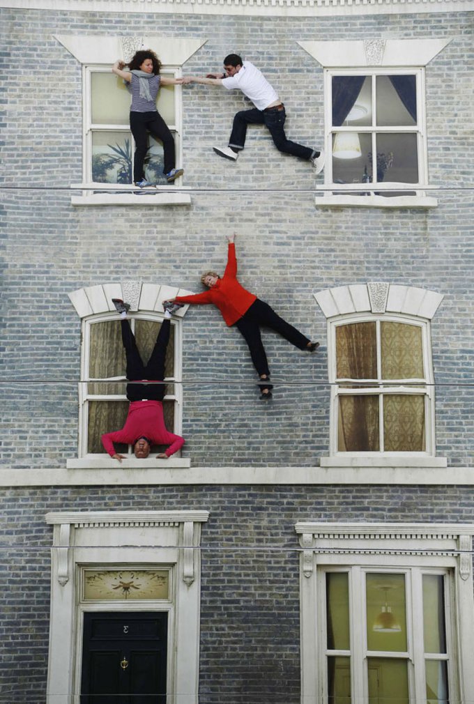 Оптическая иллюзия от Leandro Erlich - Dalston House