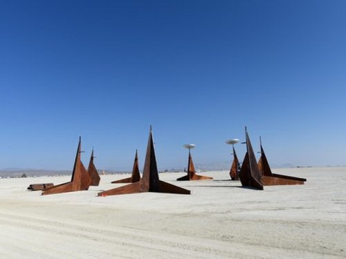 В пустыне Блэк-Рок стартовал фестиваль Burning Man-2017