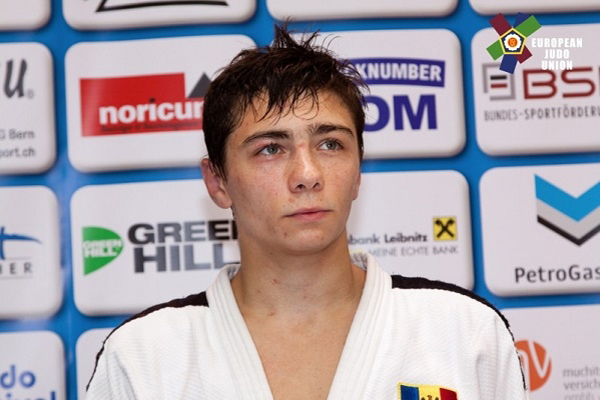 Золото для Молдовы: дзюдоист Денис Виеру победил на Grand Slam в Париже