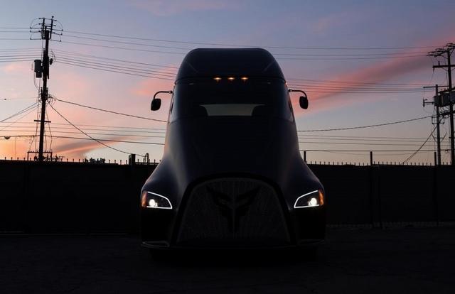 ET-One – потенциальный конкурент электрического грузовика Tesla Semi