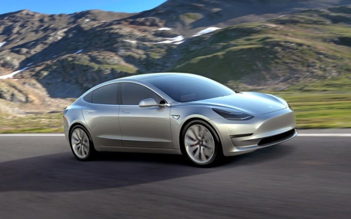 Tesla добилась производства 500 Model 3 в день