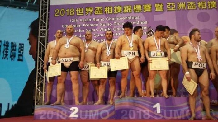 Россия взяла 7 золотых медалей в чемпионате мира по сумо