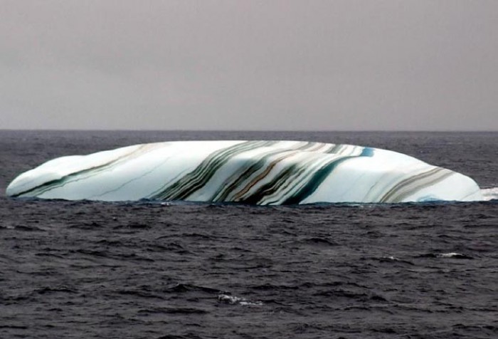 Полосатый айсберг