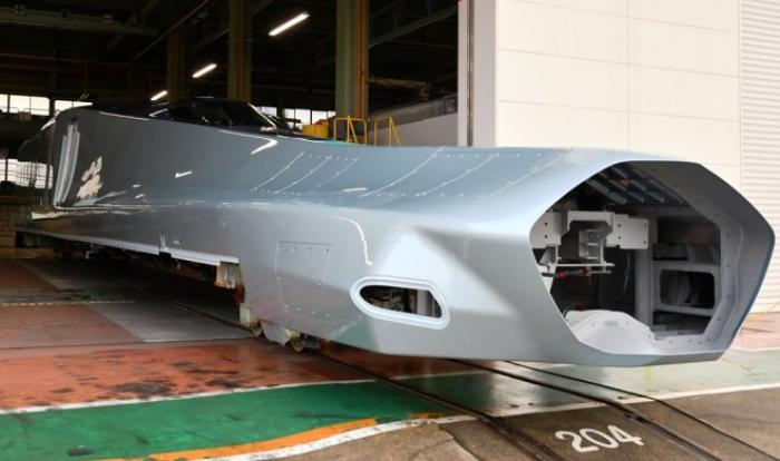 Японская компания тестирует поезд ALFA-X, способный двигаться со скоростью 360 км/ч (фото + видео)
