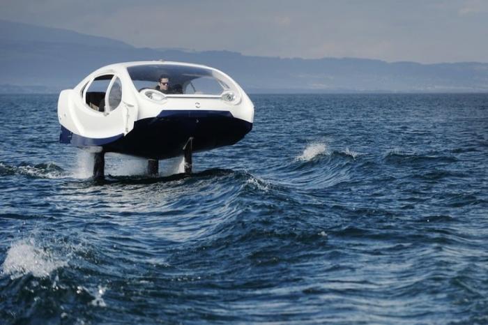 Электрическое «летающее» водное такси показали в работе