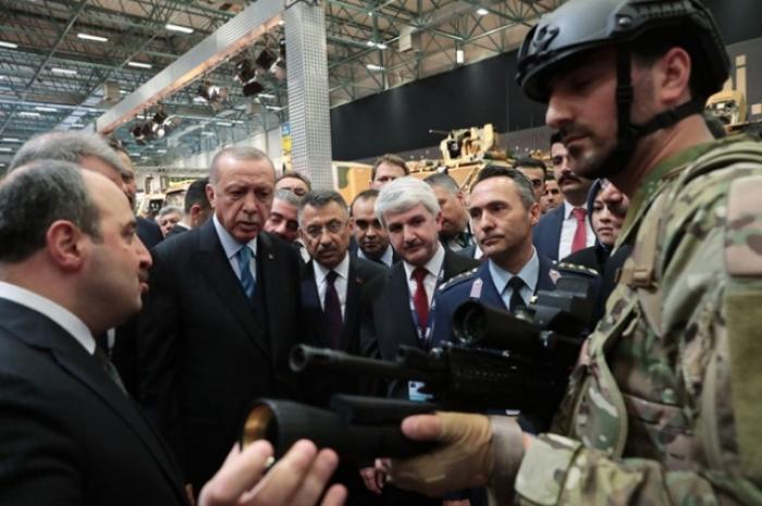 Турция показала новейшее лазерное оружие TÜMOL