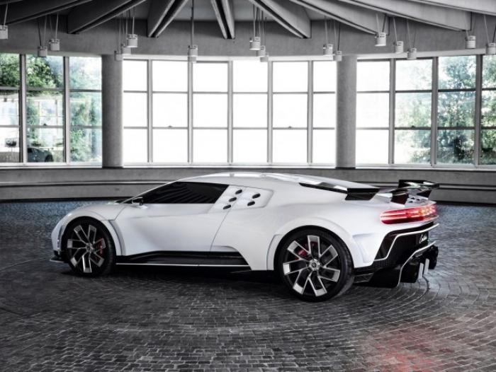 Bugatti представила гиперкар Centodieci за 597 миллионов рублей
