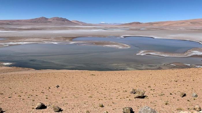 Curiosity нашел на Марсе древнее соленое озеро
