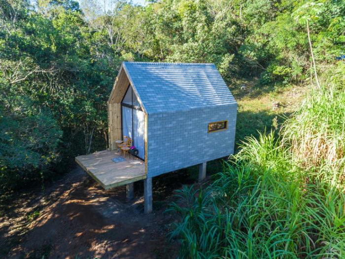 Дачный домик «сделай сам» площадью 25 м2 в Бразилии