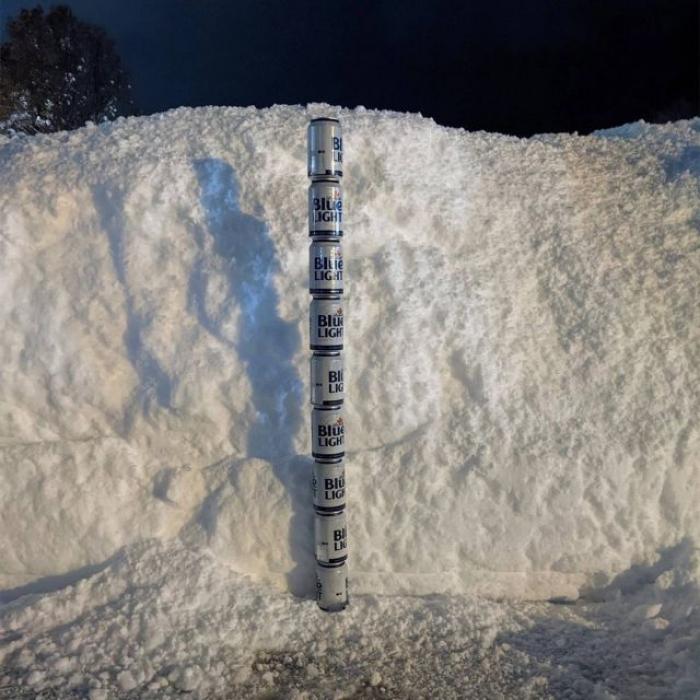 Снежный плен в США: в Нью-Йорке выпало больше 2 метров снега