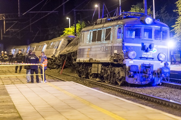В Польше столкнулись поезда: 28 пострадавших