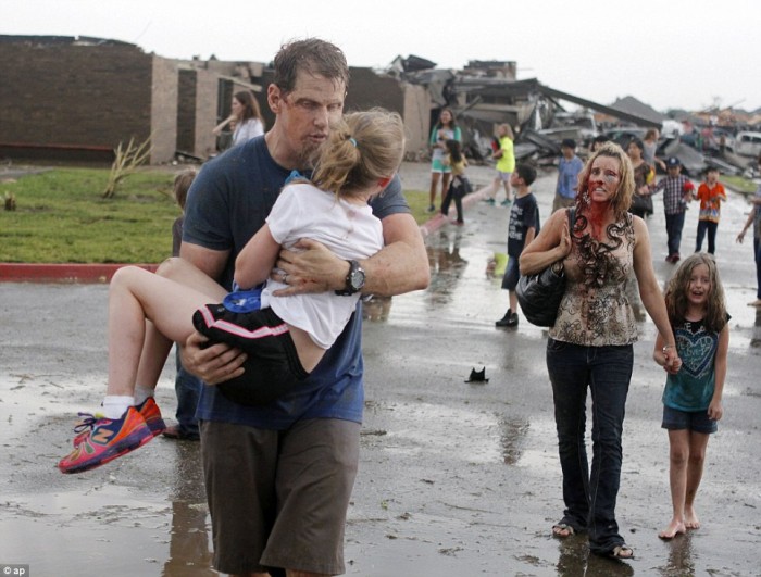Последствия торнадо в Оклахоме