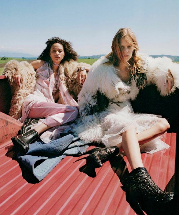 Селена Форрест и Лекси Болинг в Teen Vogue