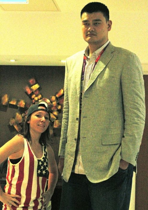 Самый высокий баскетолист Яо Мин 2.29 метра