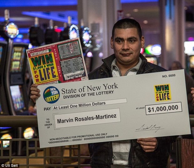 Американец выиграл миллион долларов по найденному лотерейному билету