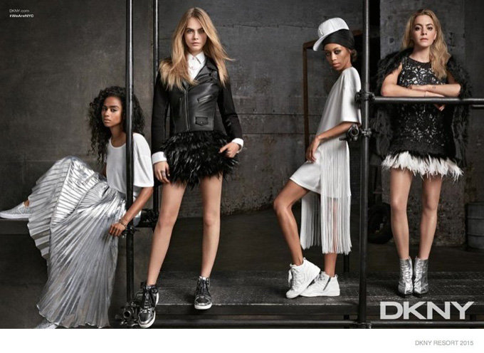 Кара Дельвинь в рекламе DKNY