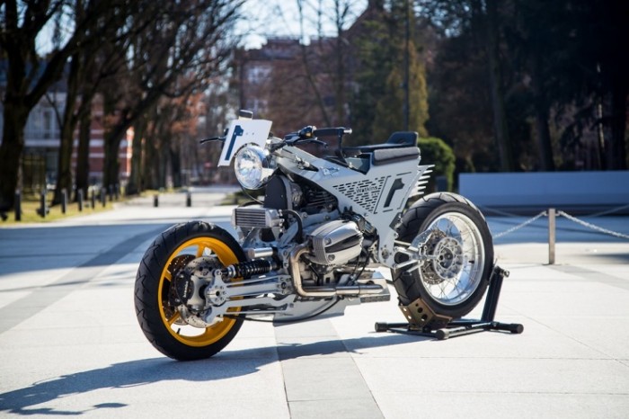 Польский дизайнер создает эпический мотоцикл со «зверским» мотором