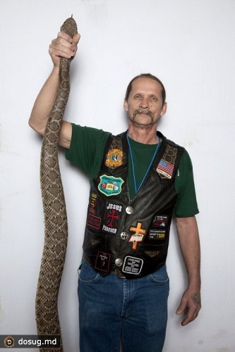 Змееловы Техаса начали сезон заготовки гремучих змей