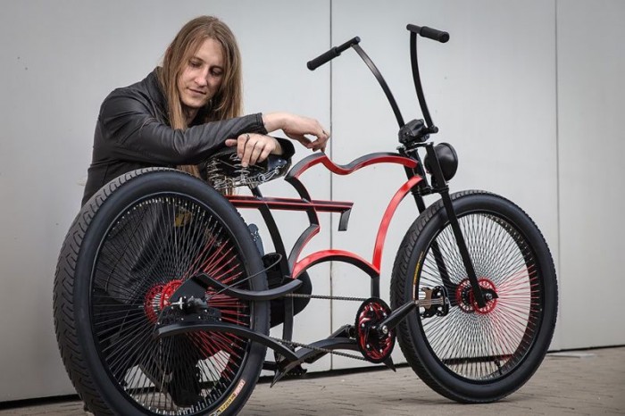 Польский мастер соорудил для Слэша крутой велосипед