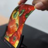 Компания LG представила гибкий смартфон